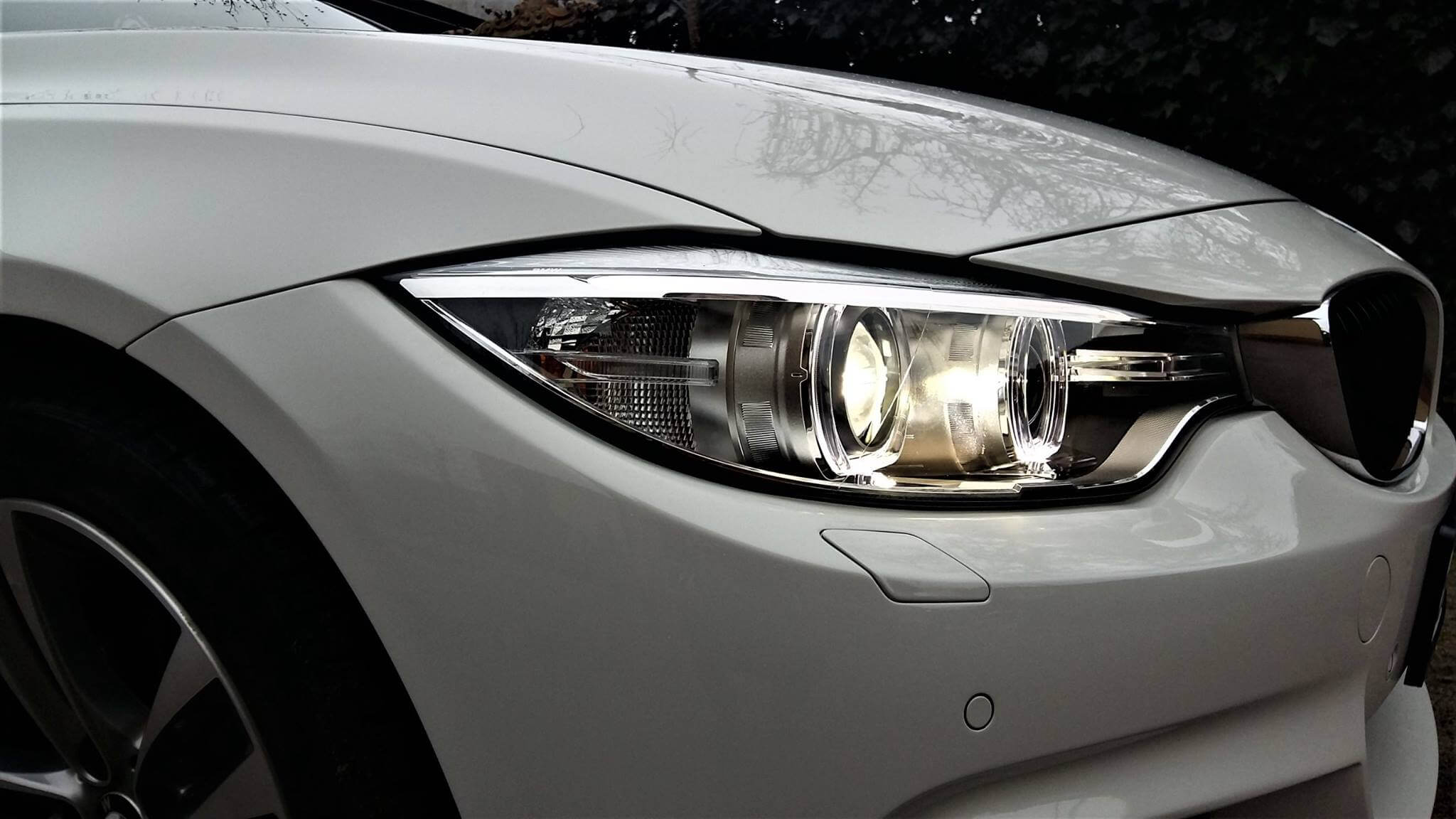 REGENERACJA REFLEKTORÓW SERWIS NAPRAWA MODYFIKACJE REFLEKTORÓW LAP SAMOCHODOWYCH GDYNIA REGENERACJA PRZERÓBKI REFLEKTORÓW GDYNIA